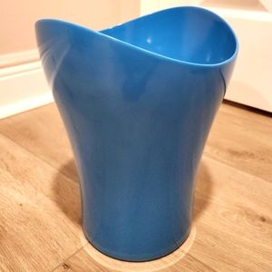 Umbra Design Karim Rashid Waste Basket